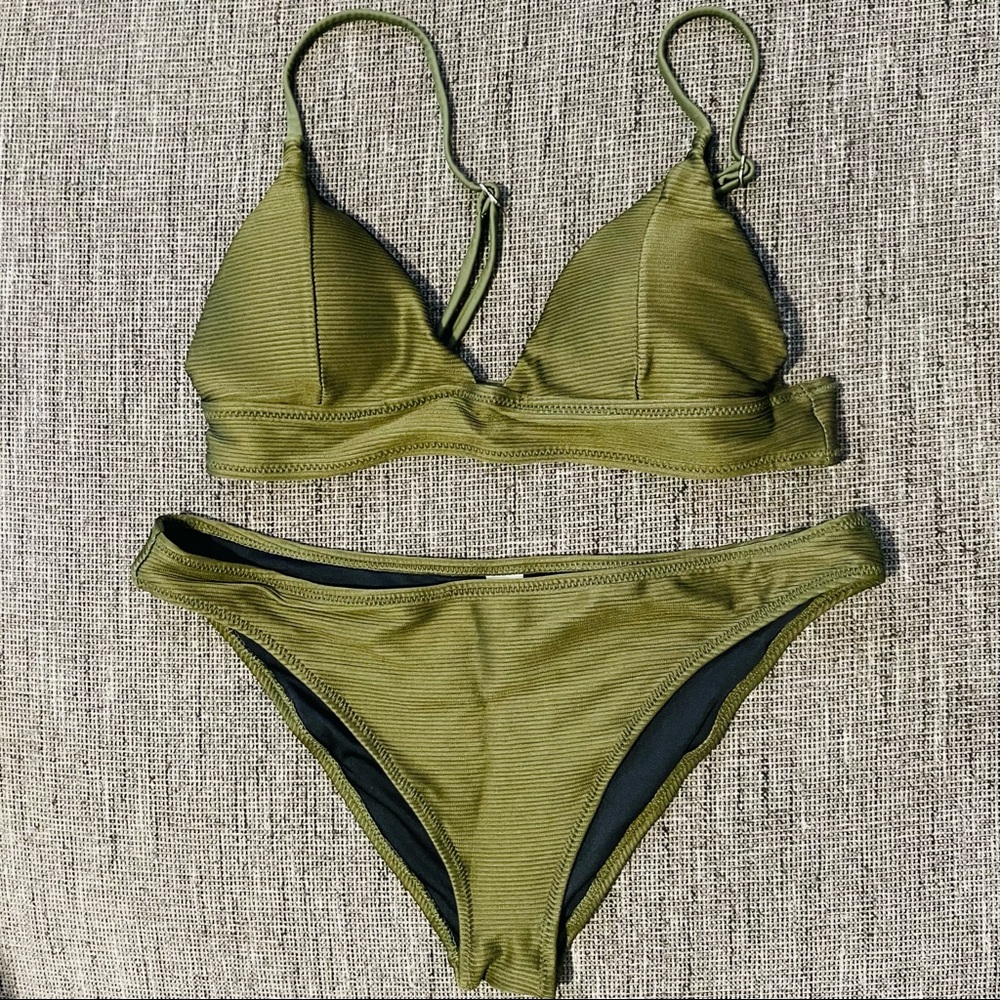 Cupshe olive green textured bikini top and bottom